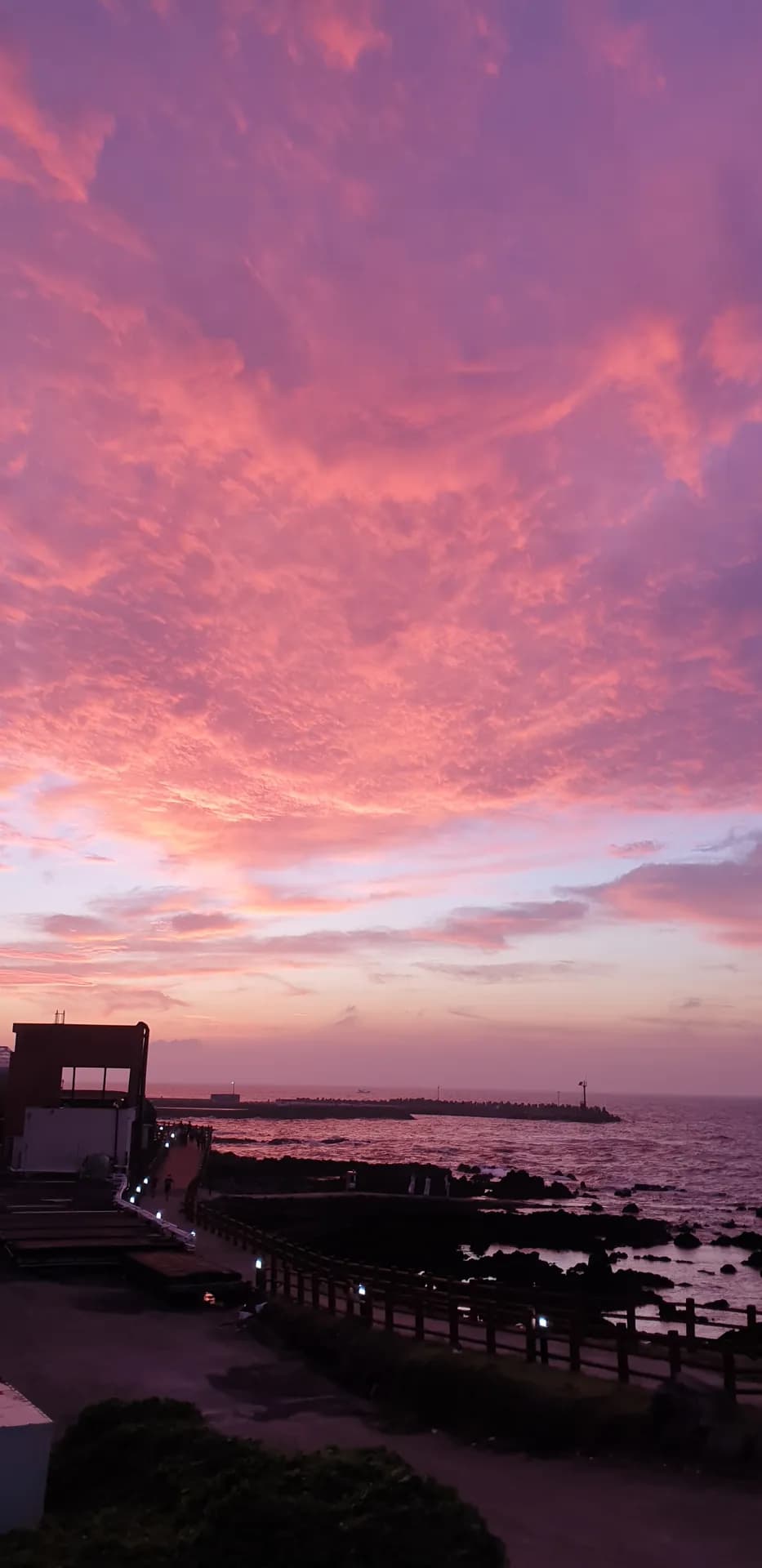 화려한 날이 저문다