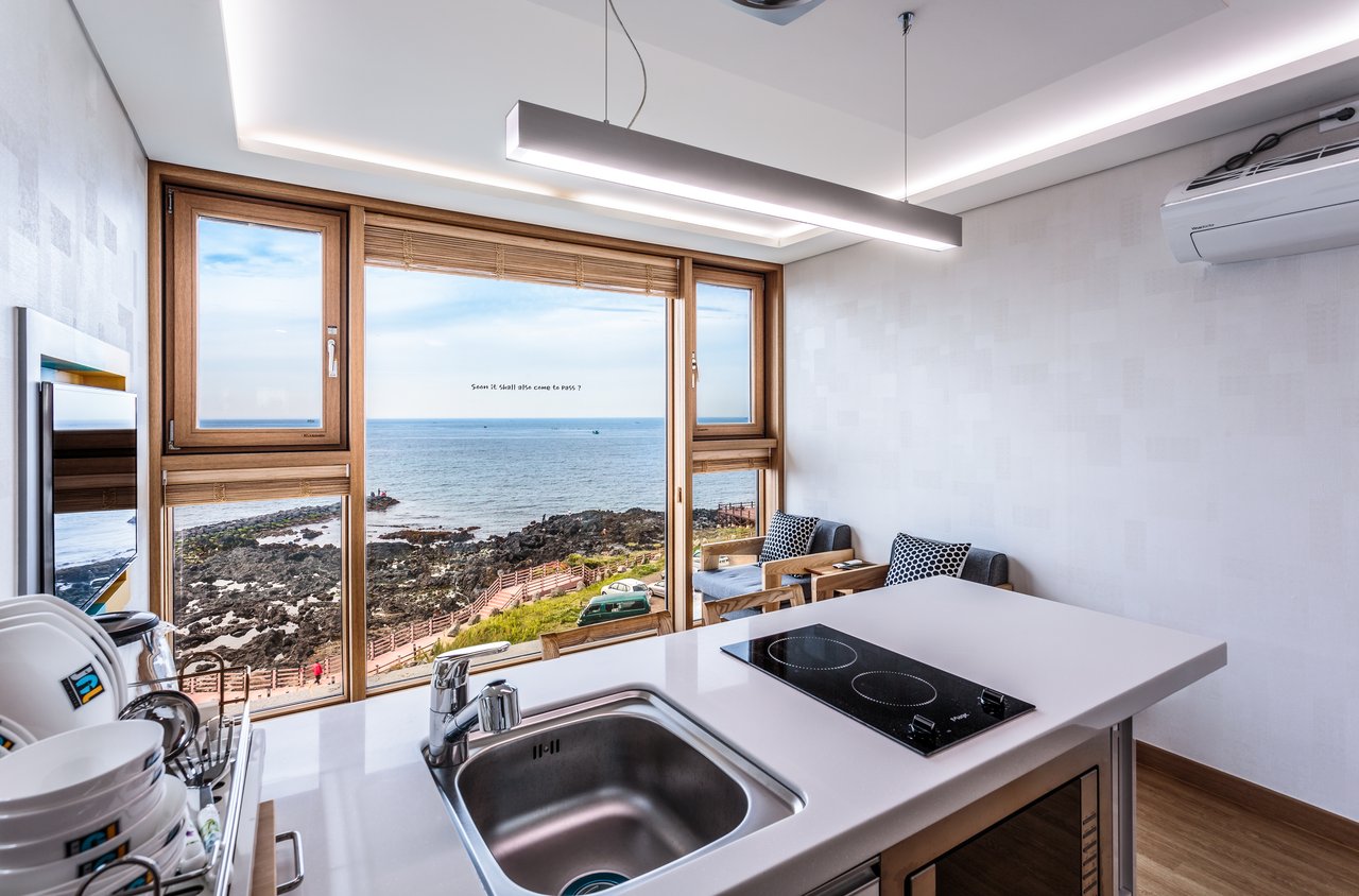 penthouse photo 2