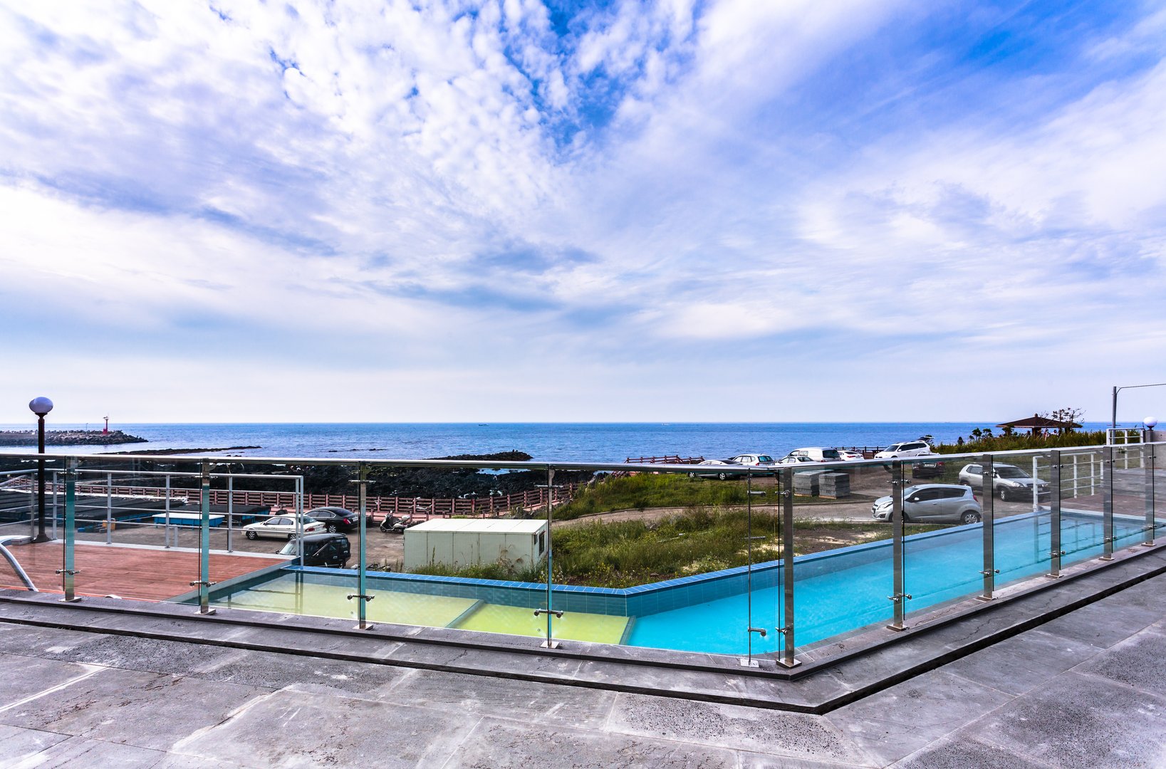 Pool daytime 6